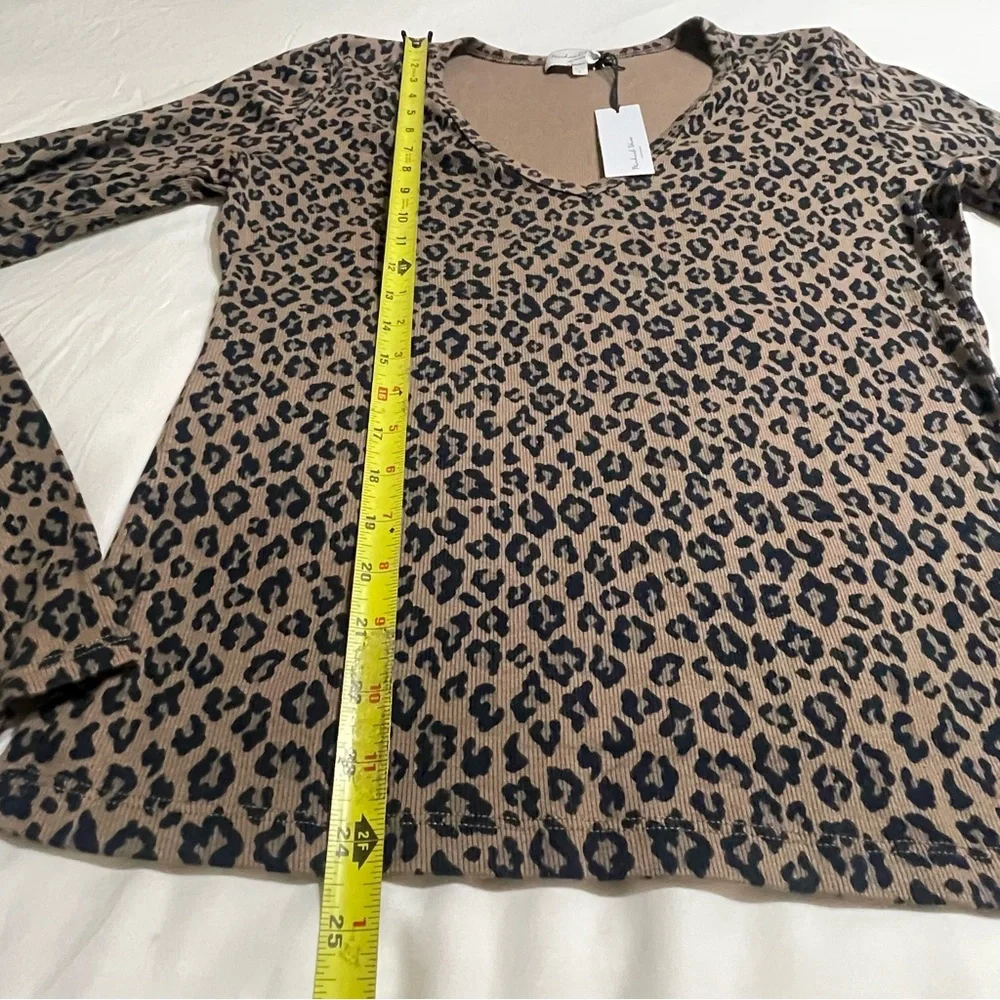 Michael Stars Remi‎ V-Neck Tee in a leopard print pattern